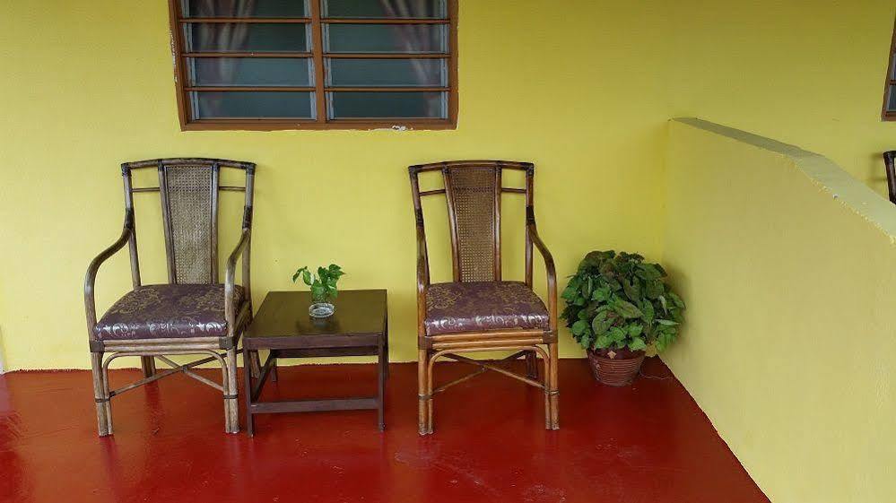 I & R Tasik Anak Motel Langkawi Luaran gambar
