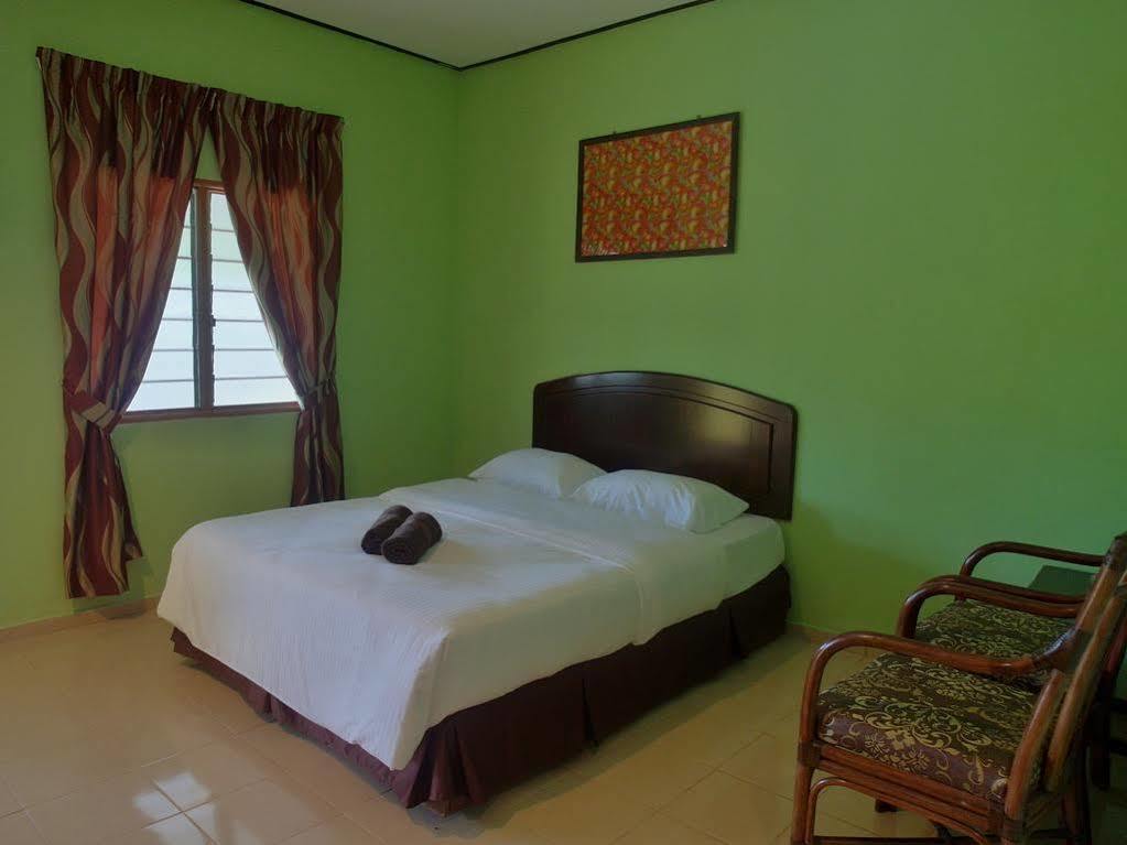 I & R Tasik Anak Motel Langkawi Luaran gambar