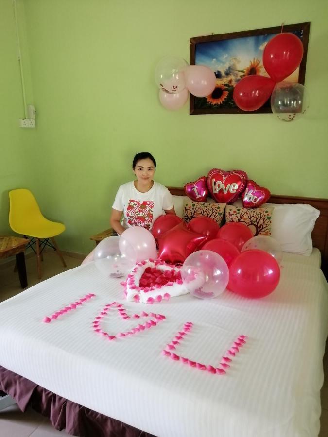 I & R Tasik Anak Motel Langkawi Luaran gambar